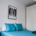 Los Cactus